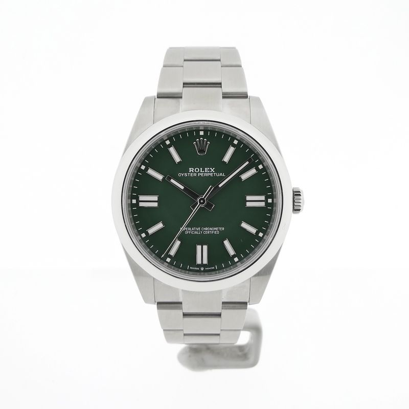 Image 1 of Rolex Oyster Perpetual 41 'Green' 124300; Automatic men's watch