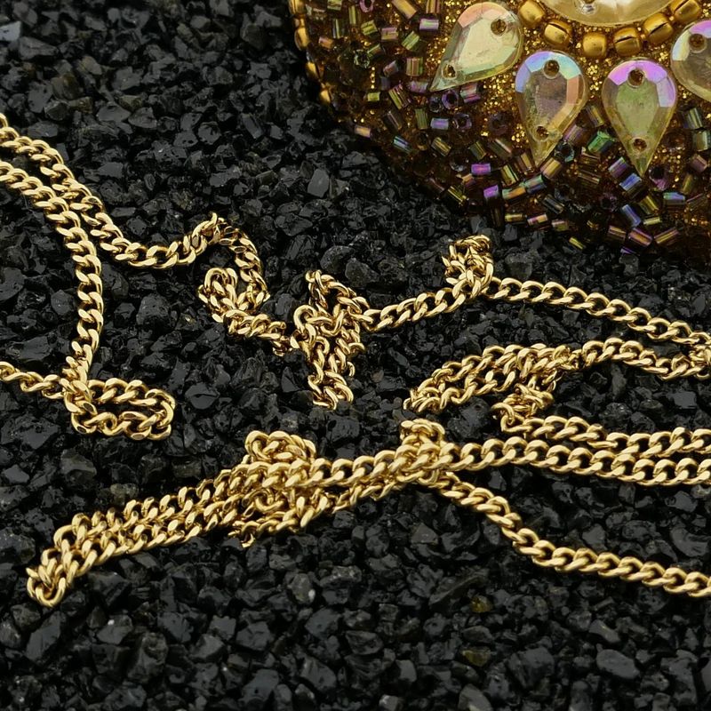 Image 2 of Gold gourmet link chain