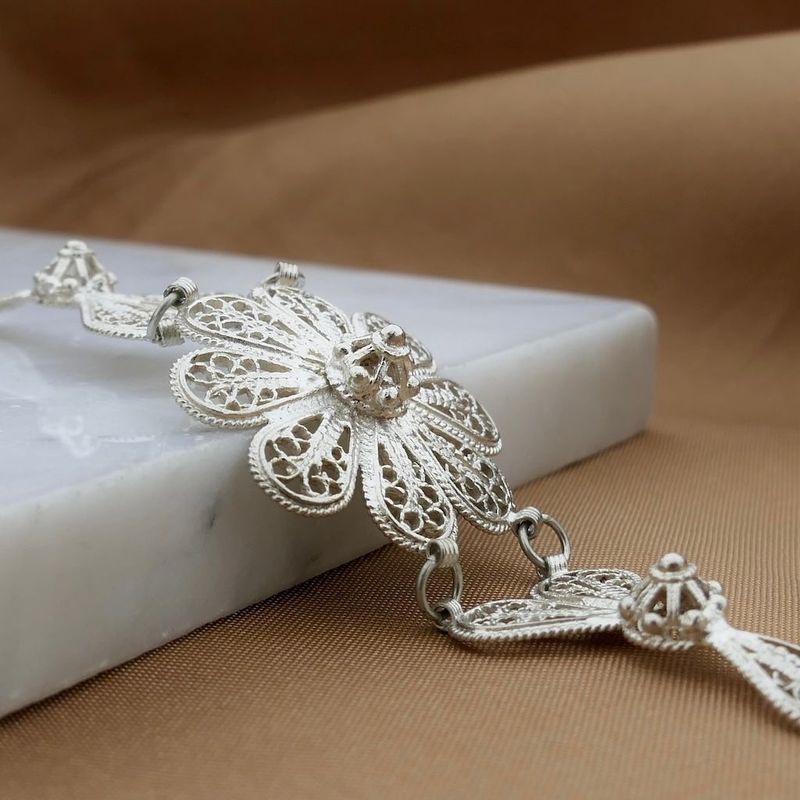 Image 2 of Silver filigree bracelet with flowers