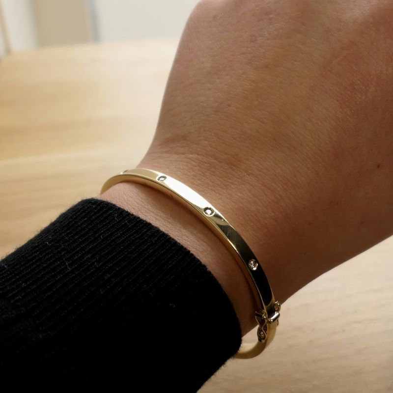 Image 2 of Gold slave bracelet with diamonds; Size S/M