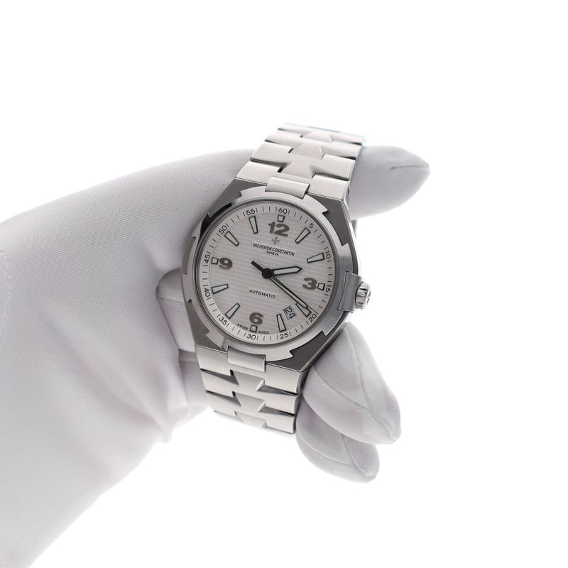 Image 10 of Vacheron Constantin Overseas 42mm 47040/B01A-9093; Automatic Men's Watch