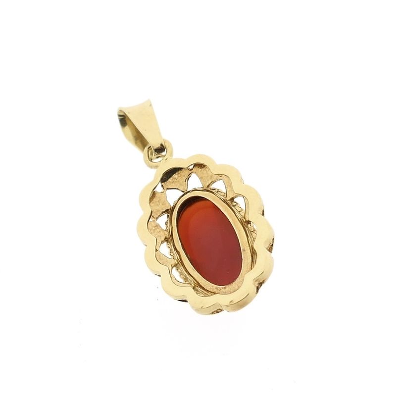 Image 4 of Vintage gold pendant with carnelian