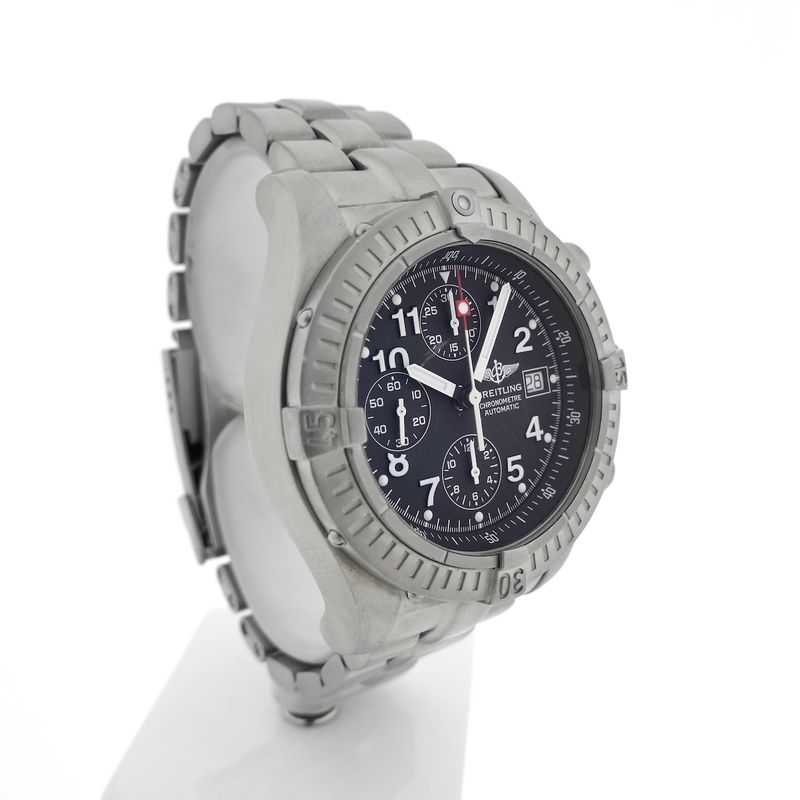 Image 3 of Breitling Chrono Avenger Titanium E13360; Chronograph men's watch