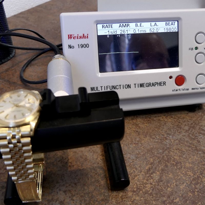 Image 23 of Rolex Datejust 1600; Vintage 18k Gold Men's Watch