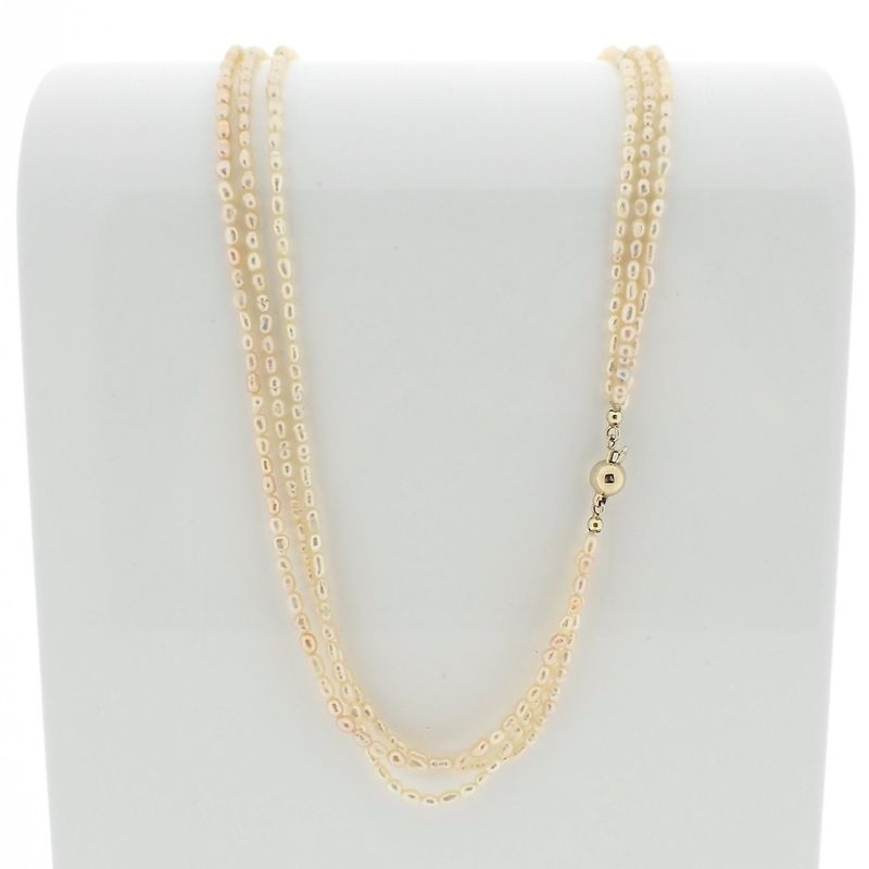 Image 8 of Pearl necklace with gold clasp.
