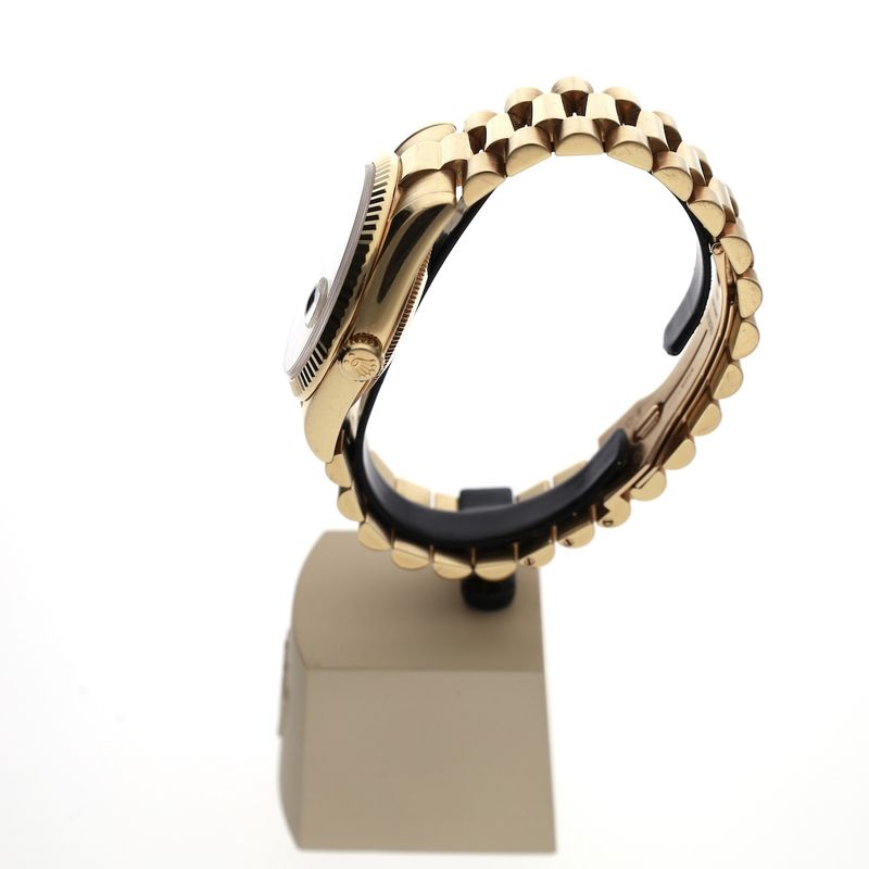 Image 13 of Rolex Day-Date 36mm 'Diamond Dial' 118238; 18k. Gold watch in full set