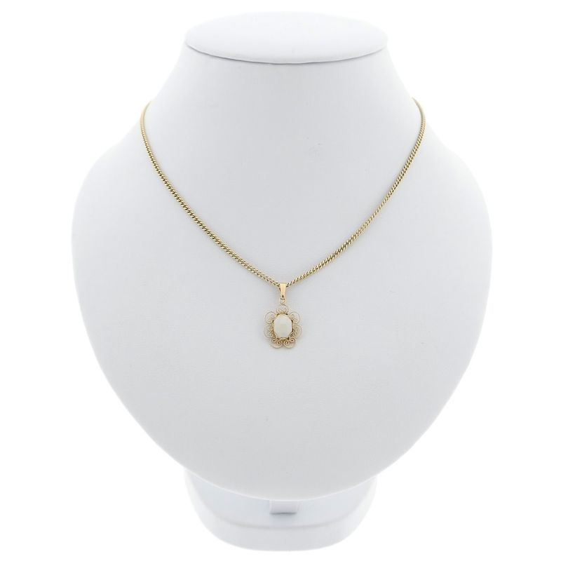 Image 3 of Gold pendant with precious opal | Vintage