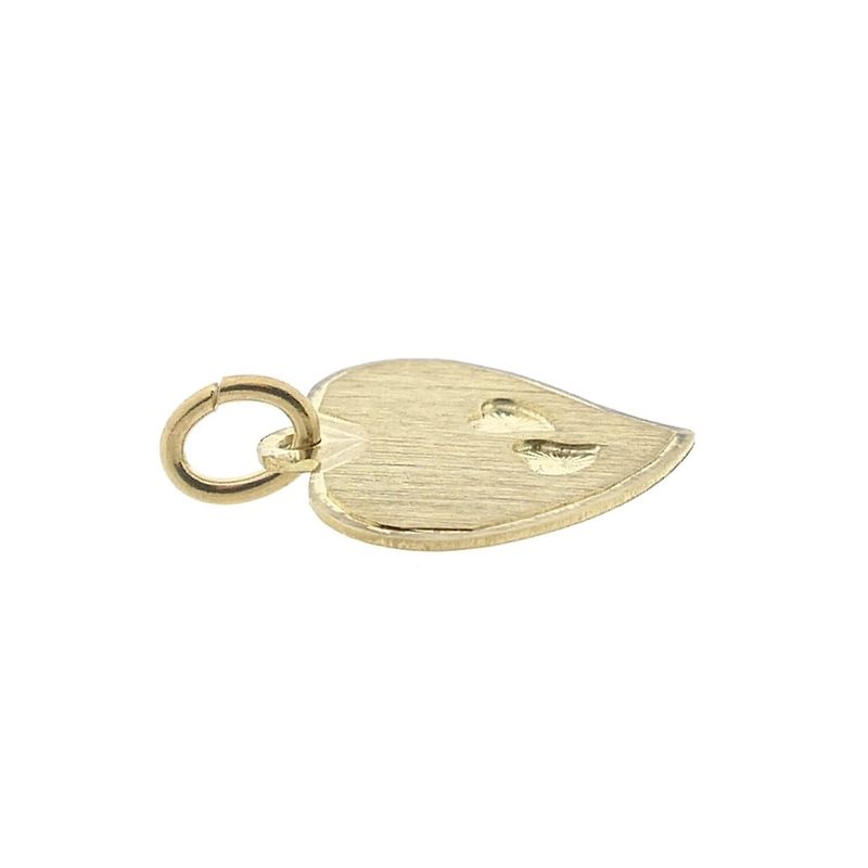 Image 4 of Gold pendant of a heart