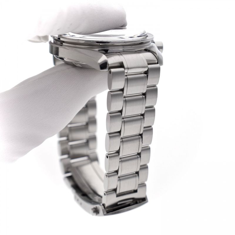 Image 13 of Omega Speedmaster Professional Moonwatch 3570.50.00