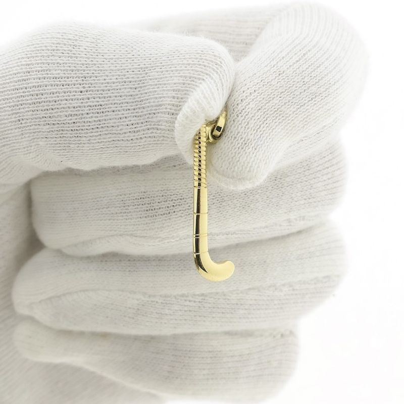 Image 12 of Gold pendant of a hockey stick