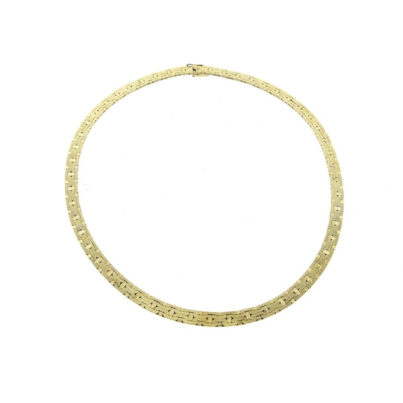 Image 9 of Gold flat Bismarck link necklace