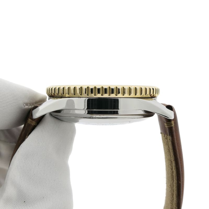 Image 6 of Breitling 'Old' Navitimer B13019; Vintage chronograph men's watch