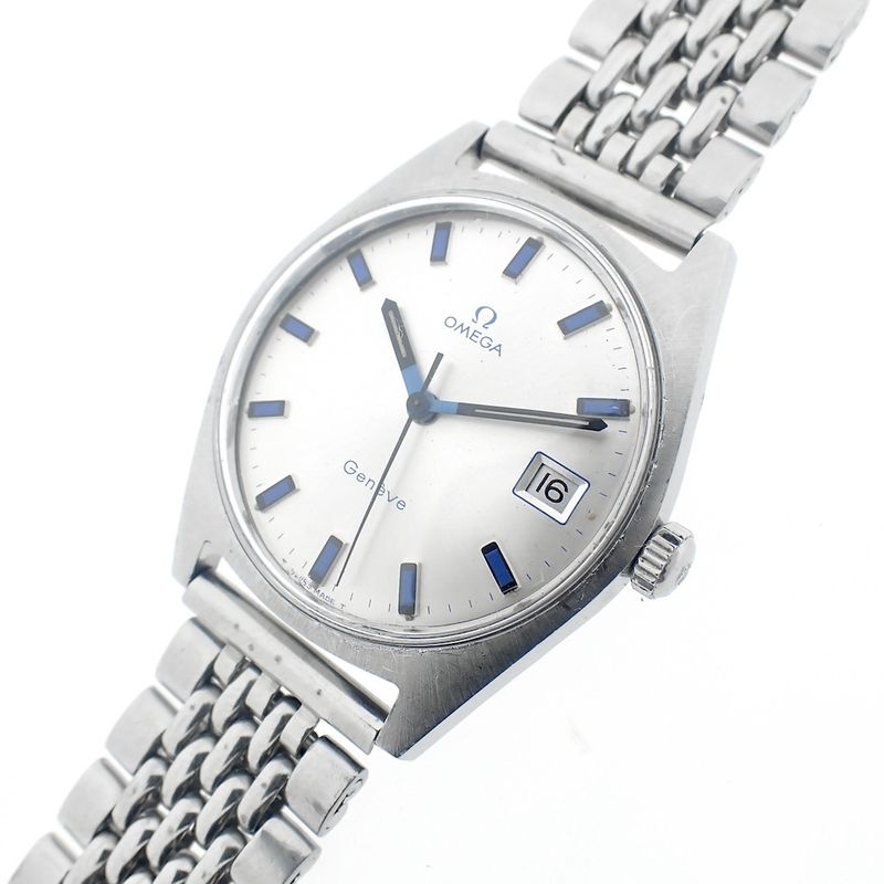 Image 4 of Omega Genève; Vintage horloge met unieke blauwe details