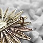 Image 7 of Gold brooch as a flower | Vintage