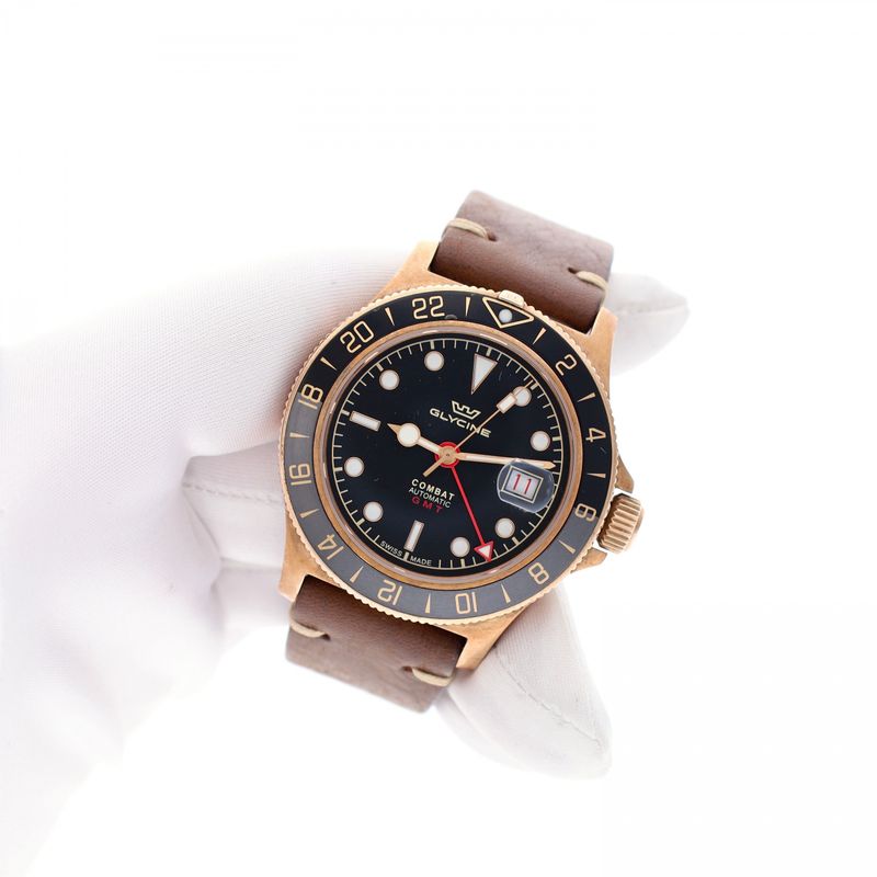 Image 11 of Glycine Combat GMT; Bronze; Automatic men's watch