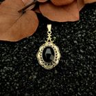 Image 12 of Vintage gold pendant with garnet and filigree technique