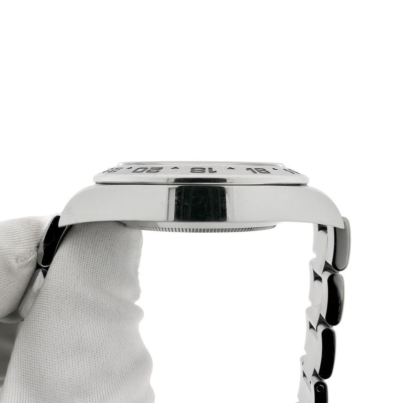 Image 9 of Rolex Explorer II 42mm 'Polar' 216570; Automatic men's watch