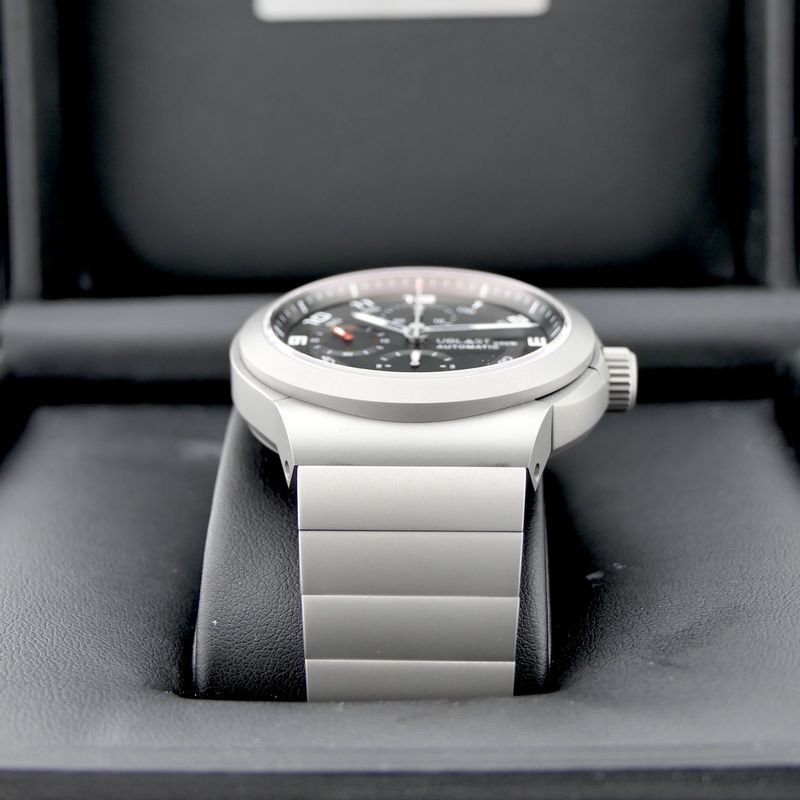 Image 18 of Ublast Armor/Graph Titanium UBAG46TIT; Automatic men's watch with chronograph