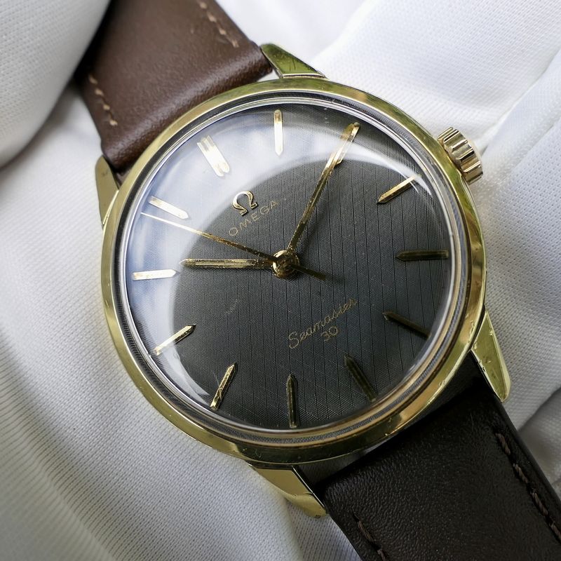 Image 11 of Omega 'Seamaster 30' 135.007; Vintage 14k. goldcap heren horloge