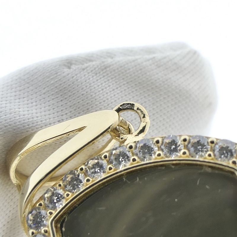 Image 6 of Gold pendant with the head of Medusa and zirconia