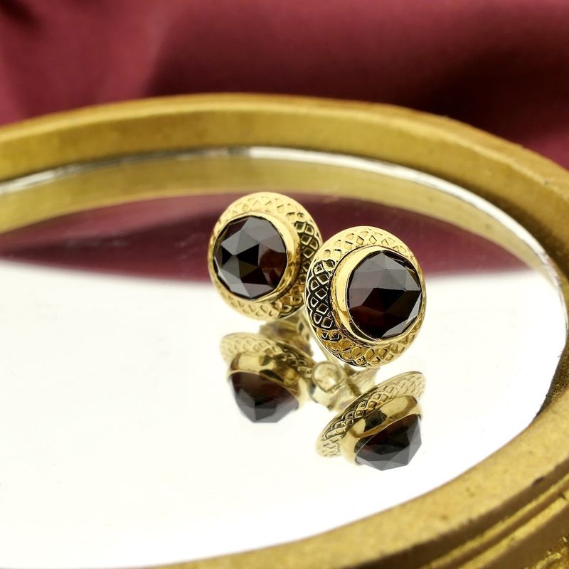 Image 2 of Vintage gold stud earrings with garnet