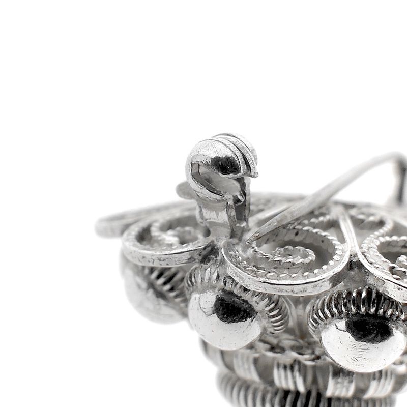 Image 8 of Silver Zeeland button brooch | Ø 29.1 mm