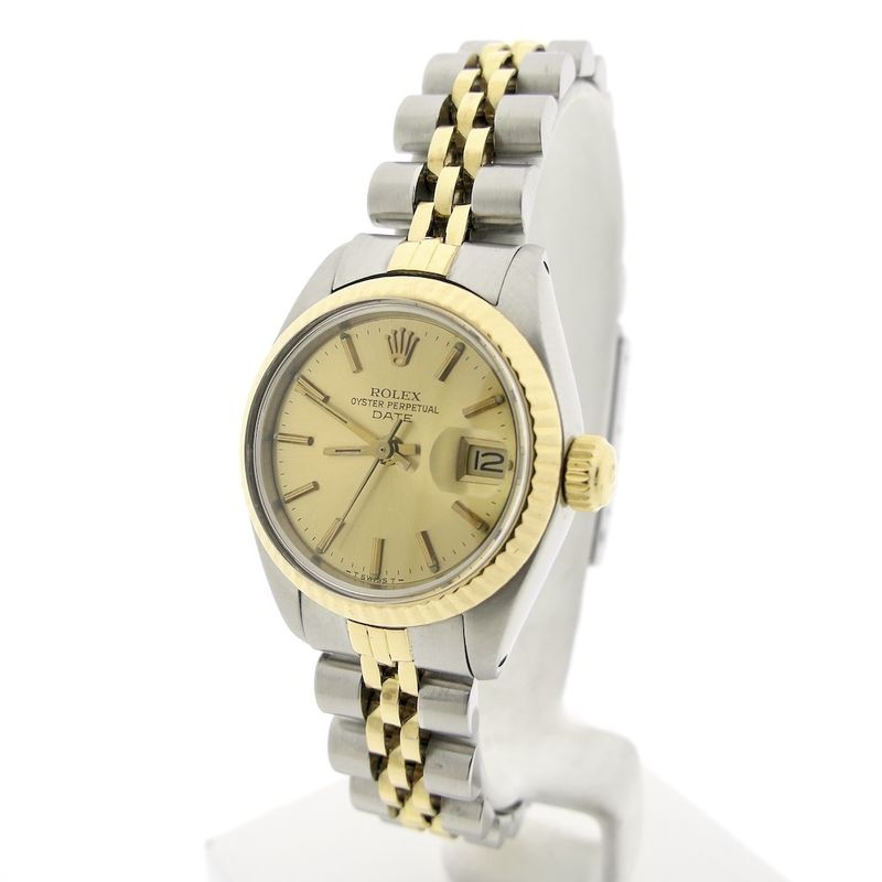 Image 2 of Rolex Datejust 26mm 'Full-Set'; Gold/steel women's watch