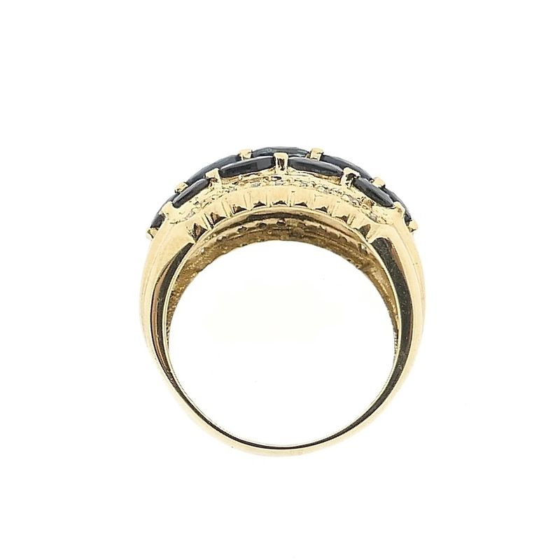 Image 5 of Gold ring with sapphire and diamond | 0.18 ct.