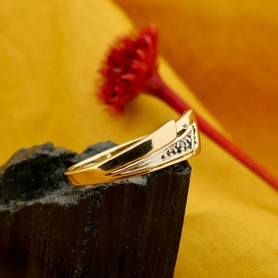 Gold ring with diamond; 0.005 ct. Image 2 of Gold ring with diamond; 0.005 ct.