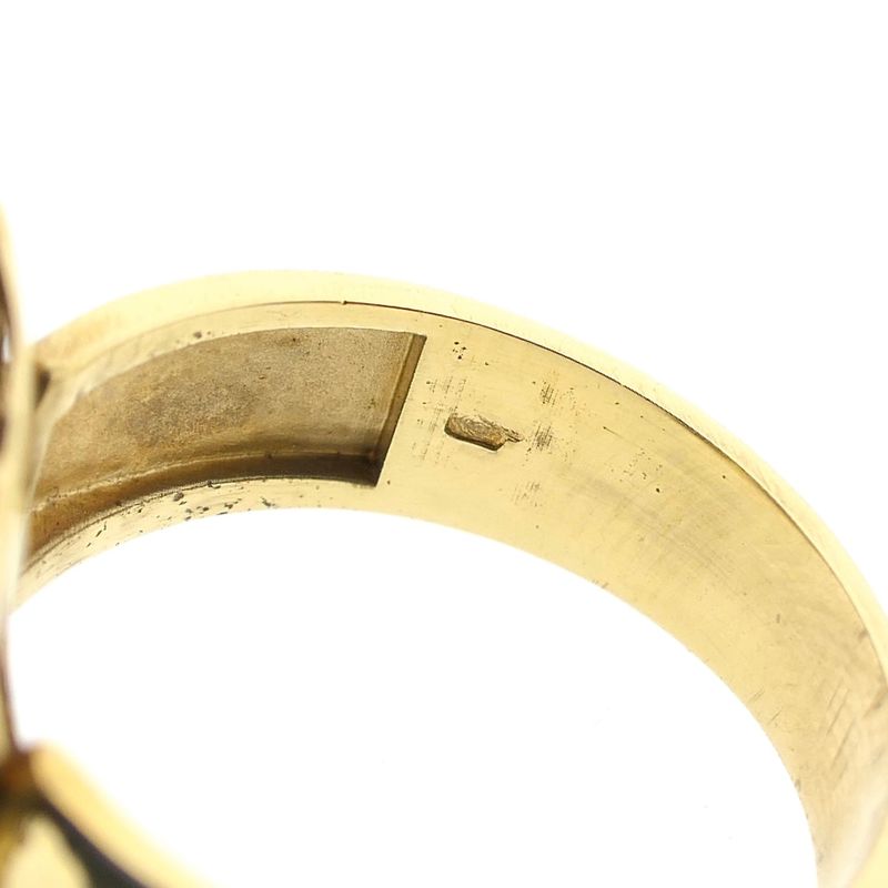 Image 6 of Vintage gold ring with geometric pattern