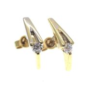 Gold stud earrings with zirconia stones