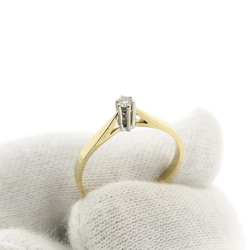 Image 7 of Gold solitaire ring with diamond; 0.05 ct. | Diamonde