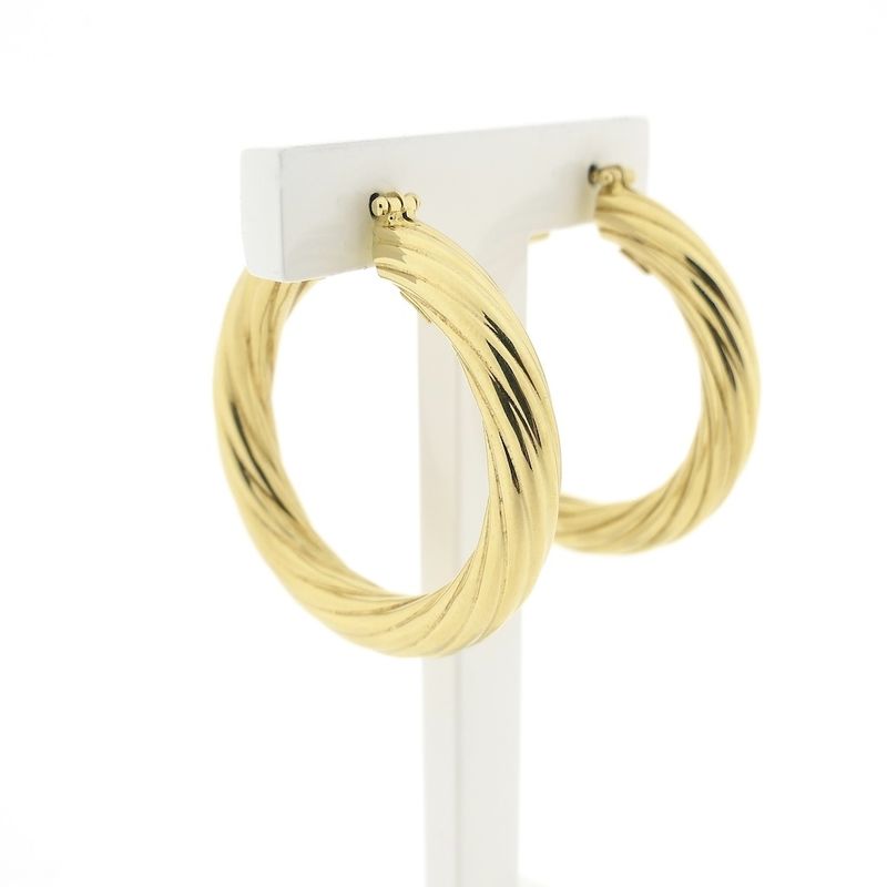 Image 3 of Gold earrings