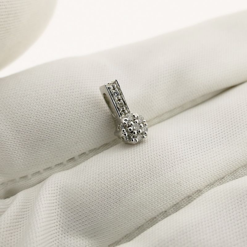 Image 5 of White gold ZINZI pendant with diamond; 0.09 ct.