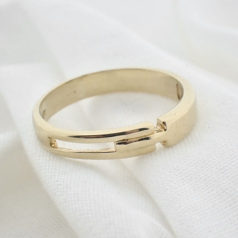 Image 6 of Golden fantasy ring