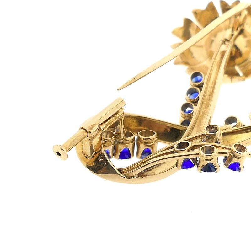 Image 10 of Vintage gold brooch with pearl and sapphires