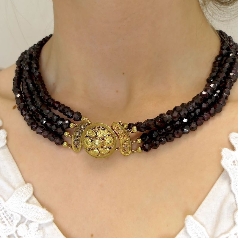 Image 12 of Antique garnet bead necklace with gold decorative clasp