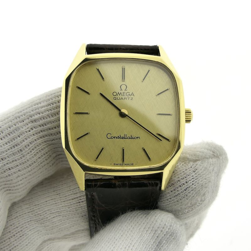 Image 11 of Omega Constellation; Vintage 18k gold men's watch with a linen dial