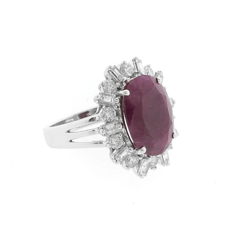 Image 3 of White gold solitaire ring with ruby ​​and diamond; 1.45 ct.