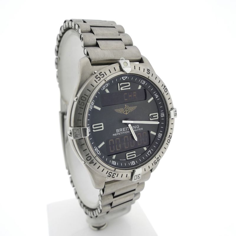 Image 3 of Breitling Aerospace Titanium E65062; Analog/digital men's watch