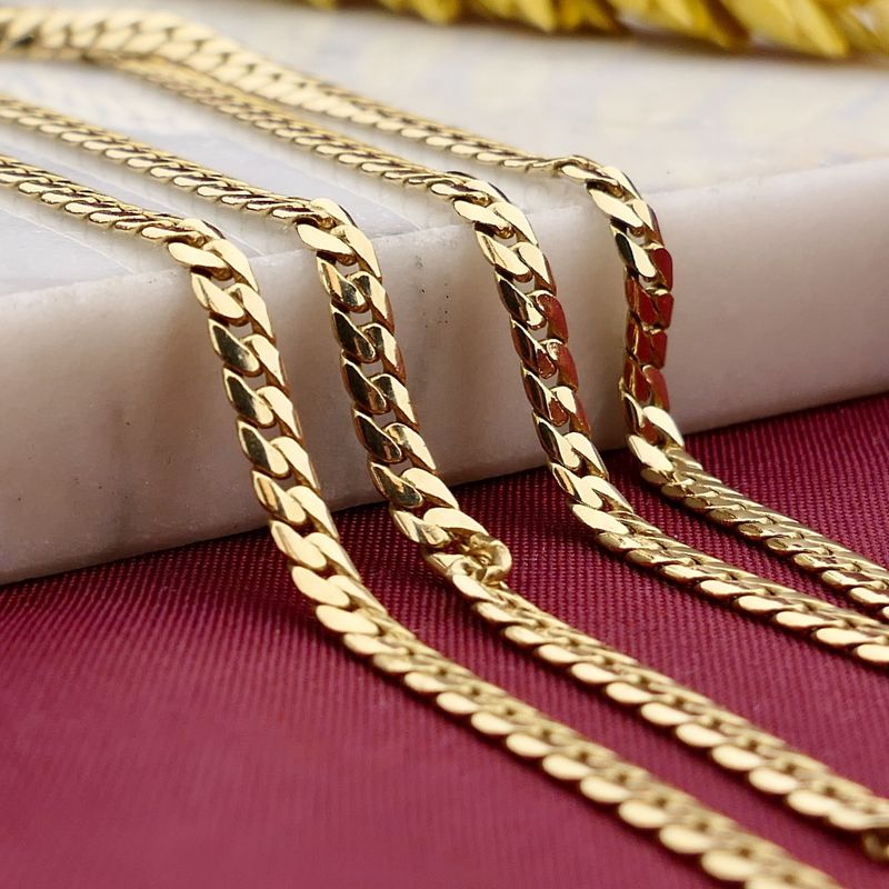 Afbeelding 2 van Gouden platte gourmetschakel ketting 