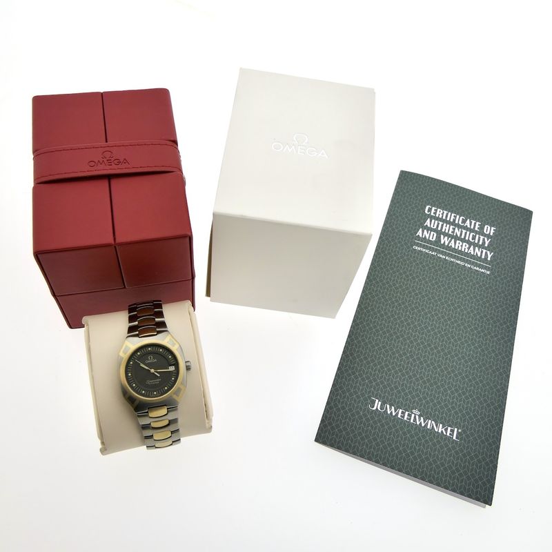 Image 4 of Omega Seamaster Polaris 3960981; 18k gold & titanium watch