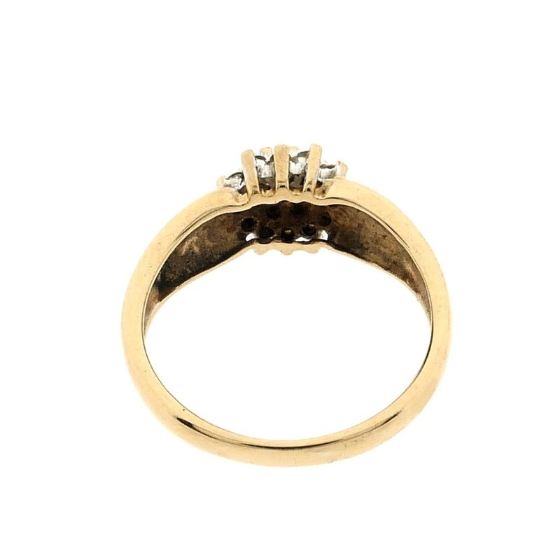 Image 6 of Gold ring pavé set with diamonds | 0.095 ct.