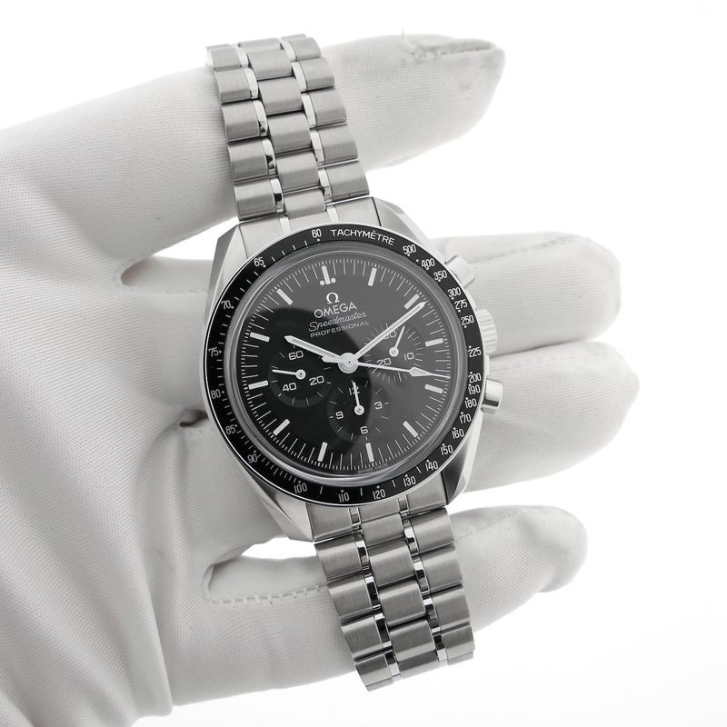 Image 7 of Omega Speedmaster Moonwatch 'Double Sapphire' 310.30.42.50.01.002; Chronograph men's watch