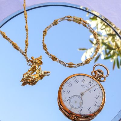 Image 2 of 18 ct. Gold chain/bracelet | Salvador Dalí | El Hombre y el Delfin