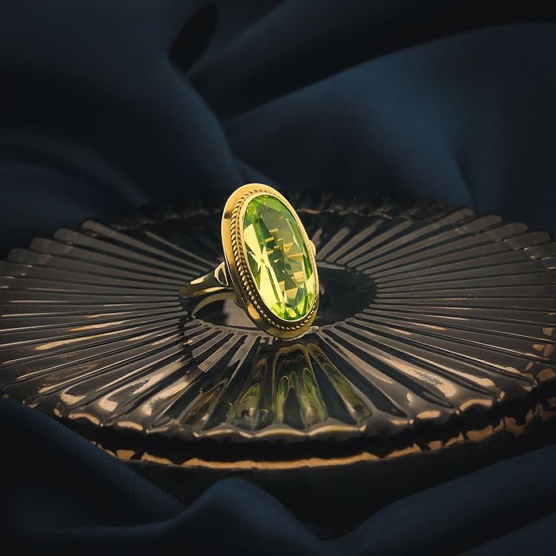 Image 2 of Gold ring with synthetic gemstone from the 60s | Vintage