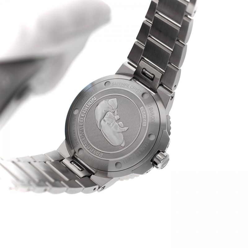 Image 14 of Oris Aquis 'Payoon Ltd.' Automatic Watch