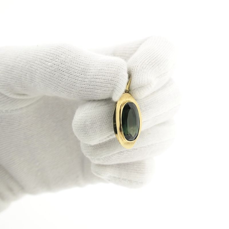 Image 11 of Gold pendant with green tourmaline