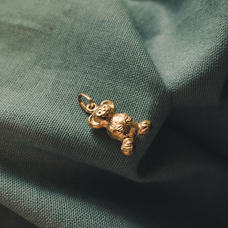 Image 2 of Gold pendant of a bear