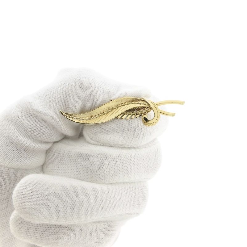Image 10 of Vintage gold brooch of a feather